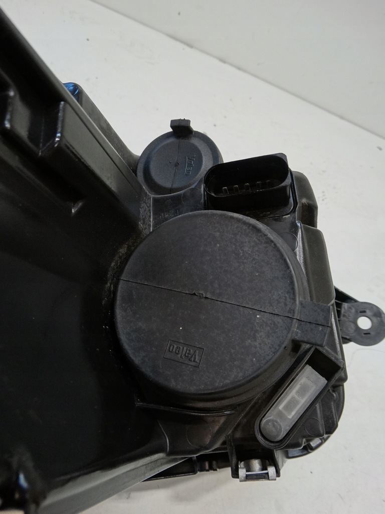 фото №10, Лампа правый перед volkswagen t6 7e1941016ab