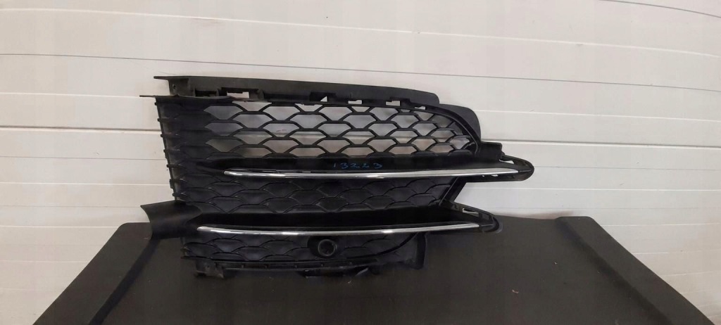 Купить Решётка бампера правая mercedes gls w167 amg