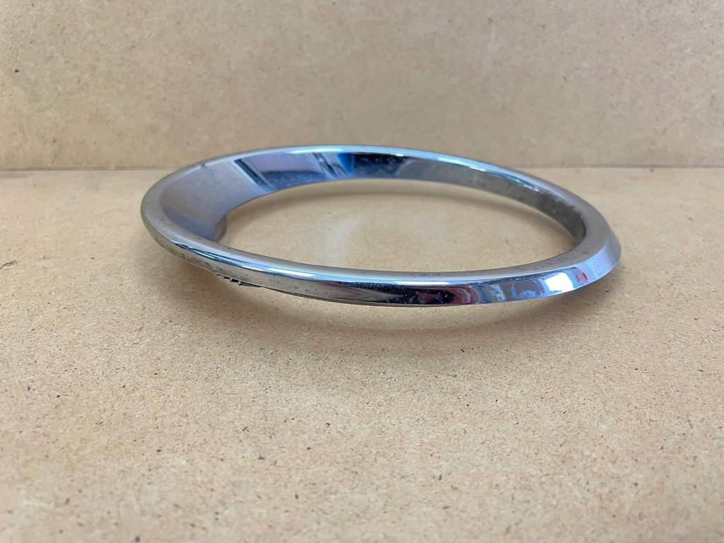 фото №2, Рамка хром противотуманной фары правая renault kadjar