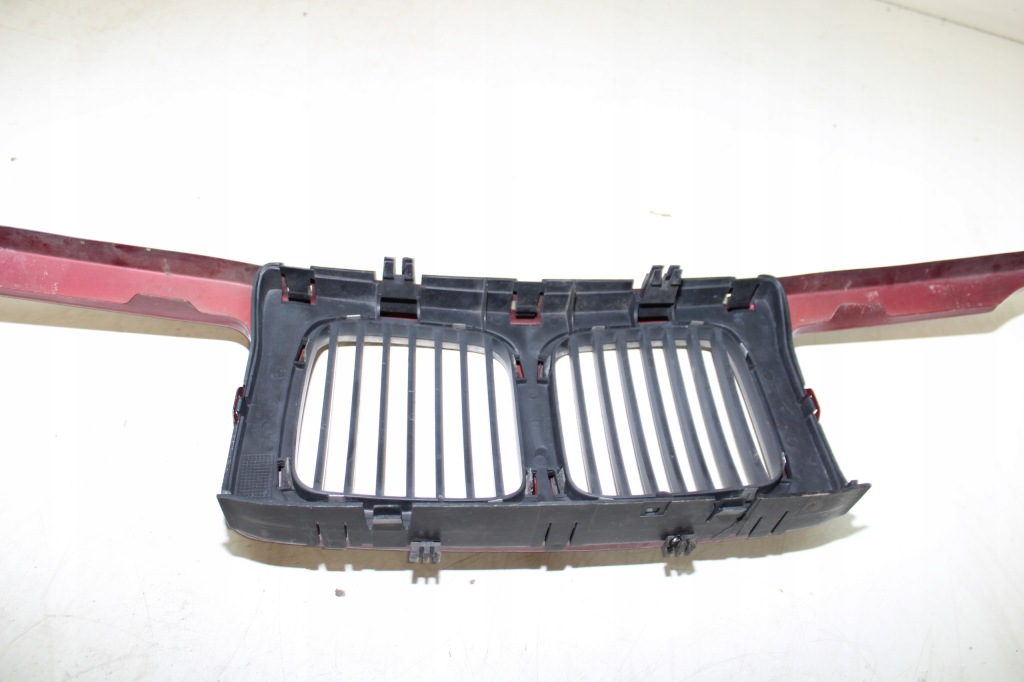 Купить Bmw e34 525i решётка  решётка радиатора ремень передний узкая лампа