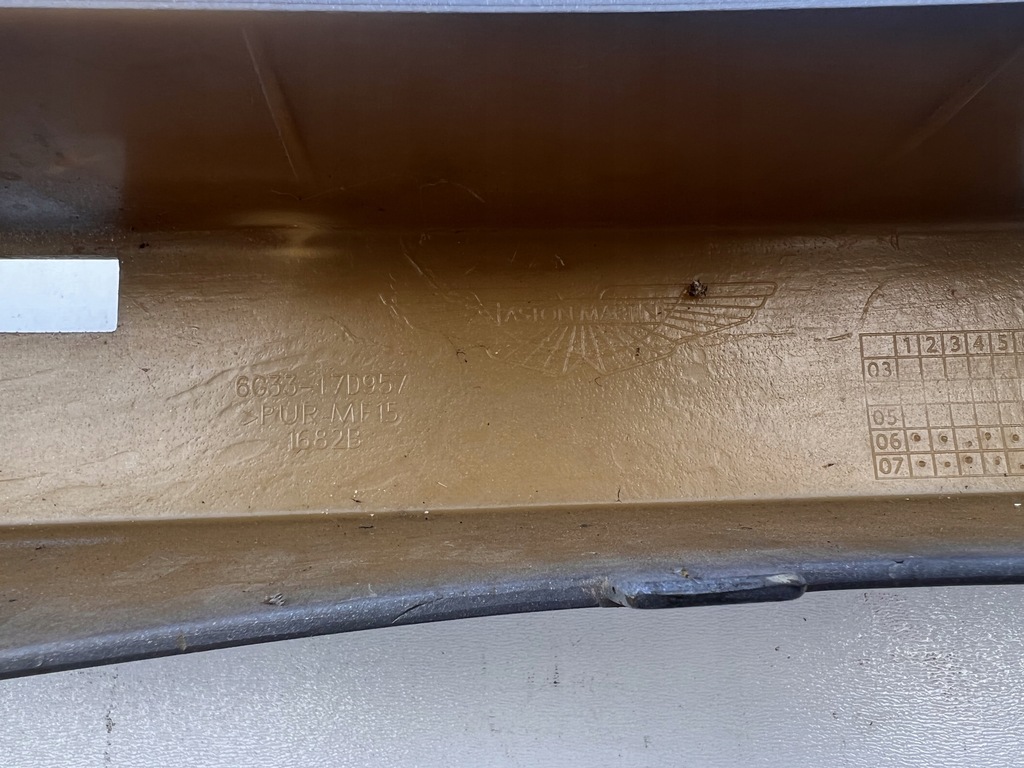 фото №8, Aston martin vantage v8 бампер передний перед