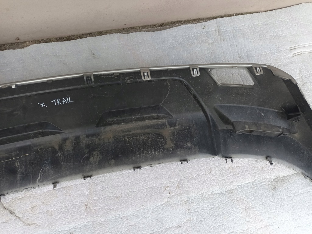 фото №9, Спойлер задний nissan x-trail t33 диффузор накладка-спойлер задняя