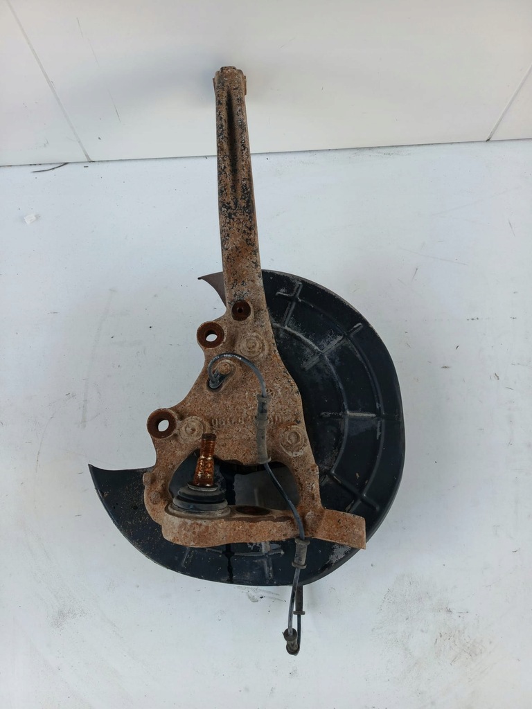 фото №1, Dodge challenger 2015+ поворотный кулак ступица защита левый перед передняя rwd