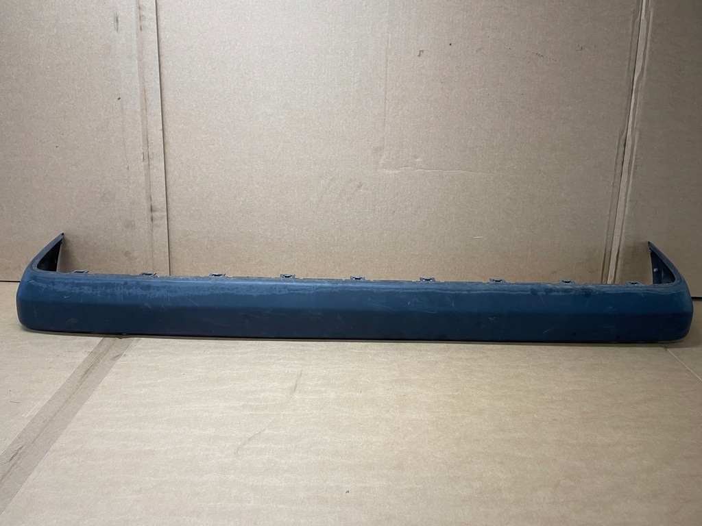 фото №1, Mercedes w124 молдинг бампера задняя задняя оригинал a1248850321