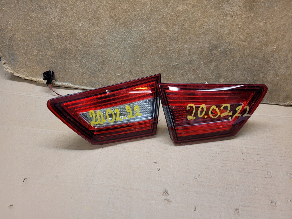 фото №1, Комплект лампа задніх renault clio iv