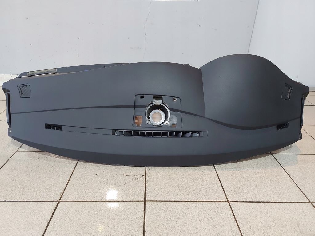 фото №1, Nowa панель приладів консоль bmw e60 e61 beż 6976423