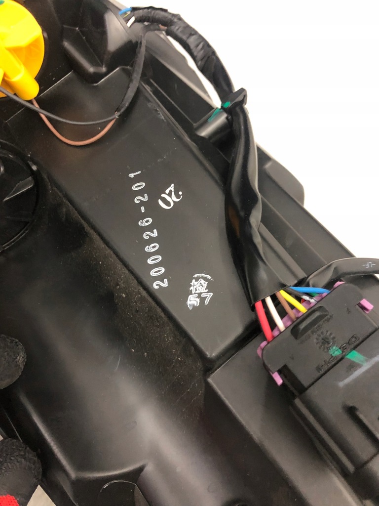 фото №9, Mg zs ev лампа левая перед передняя