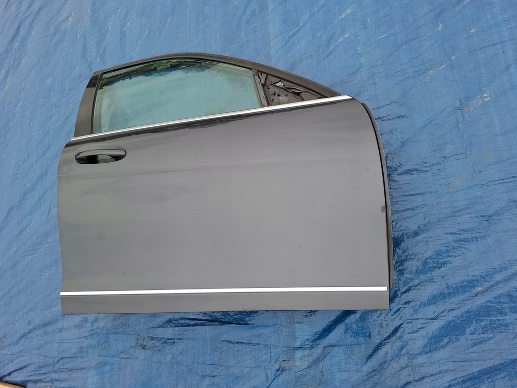 фото №1, Двері праве перед mercedes w204 lak 755