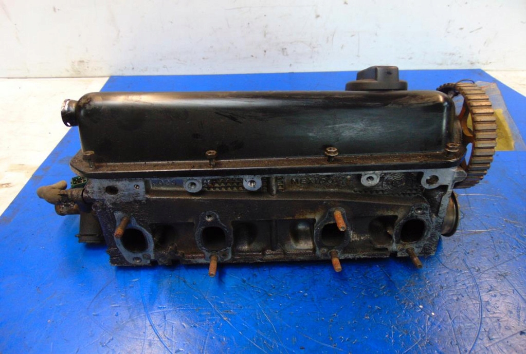 Volkswagen passat b5 1.6 8v головка двигуна 050103373 Недорого