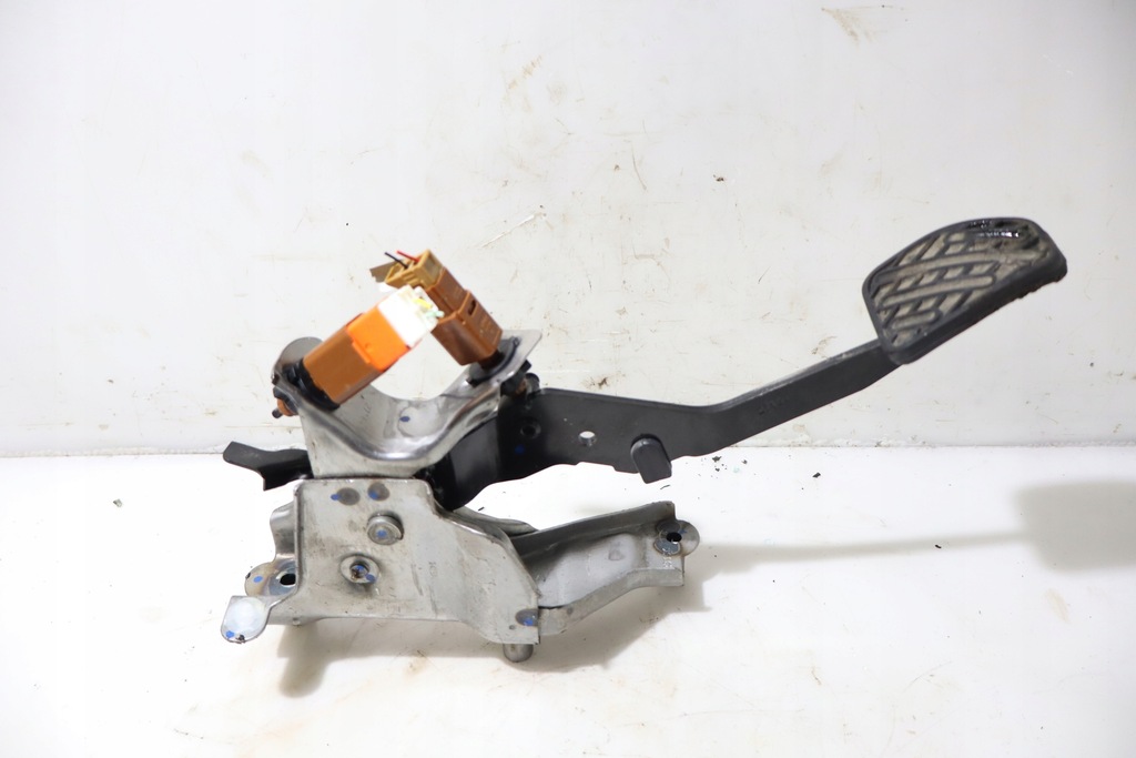 фото №3, Педаль сцепления nissan note ii 1.2