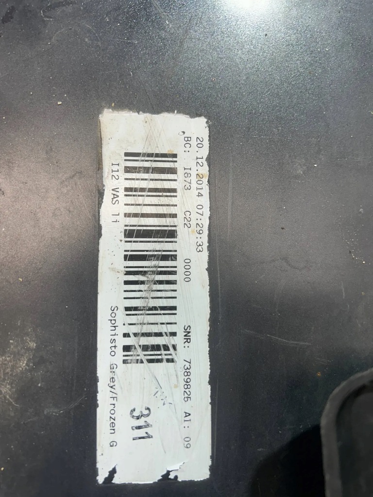 фото №7, Bmw i8 2014 обшивка стійок