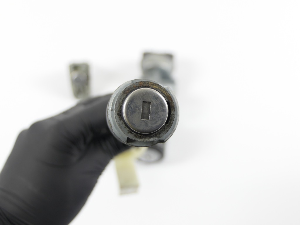 фото №7, Замок запалювання жало ключ вкладка замка механізм капот ford focus mk2 fl 1.6