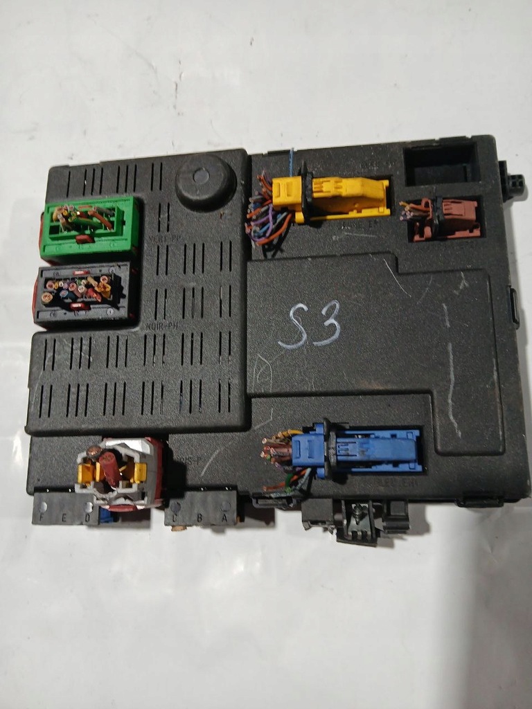 фото №1, Коробка модуль bsi citroen berlingo peugeot partner 9642409880