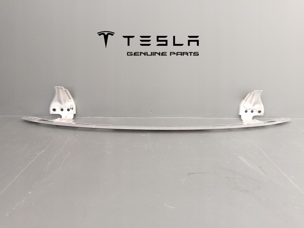 фото №1, Tesla y 2021- балка pod бампер перед 150547900a =