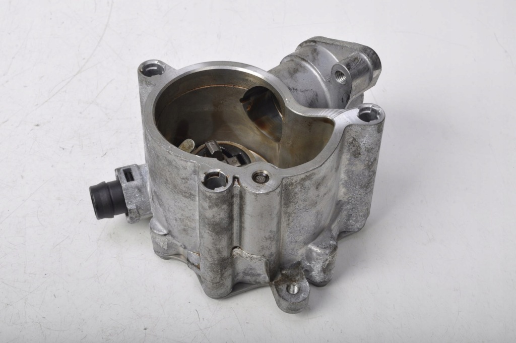 фото №1, Volvo xc90 ii 2.0 t8 насос вакуум 31480558