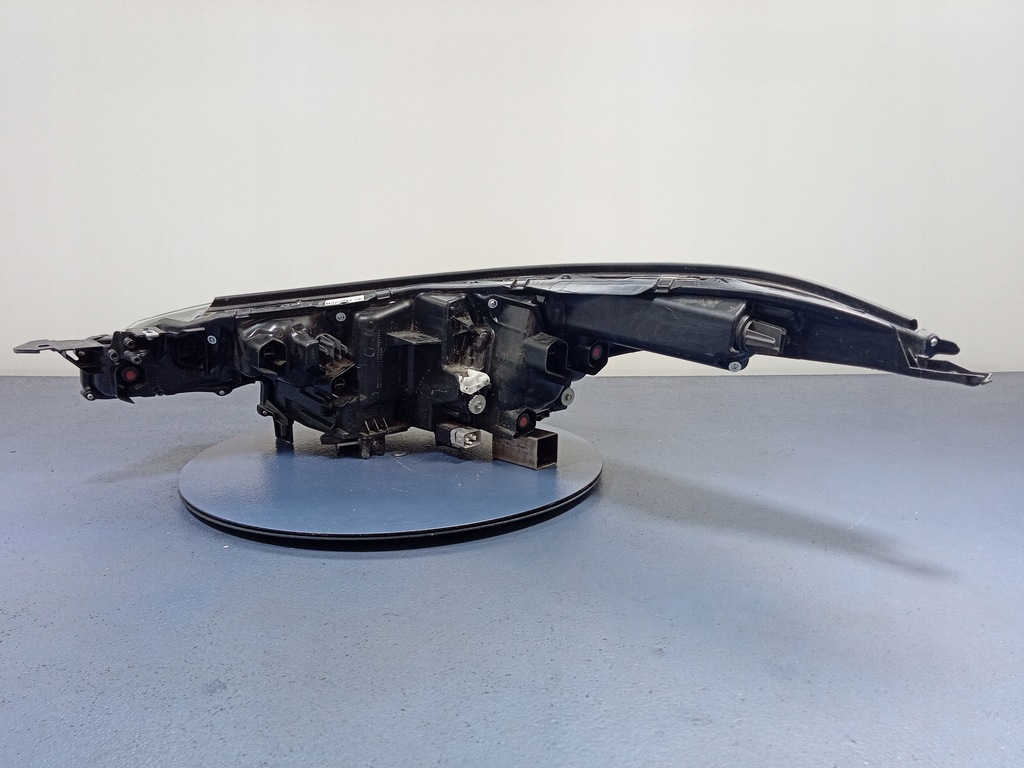 фото №11, Toyota c-hr фара правый full led 81110-yp280