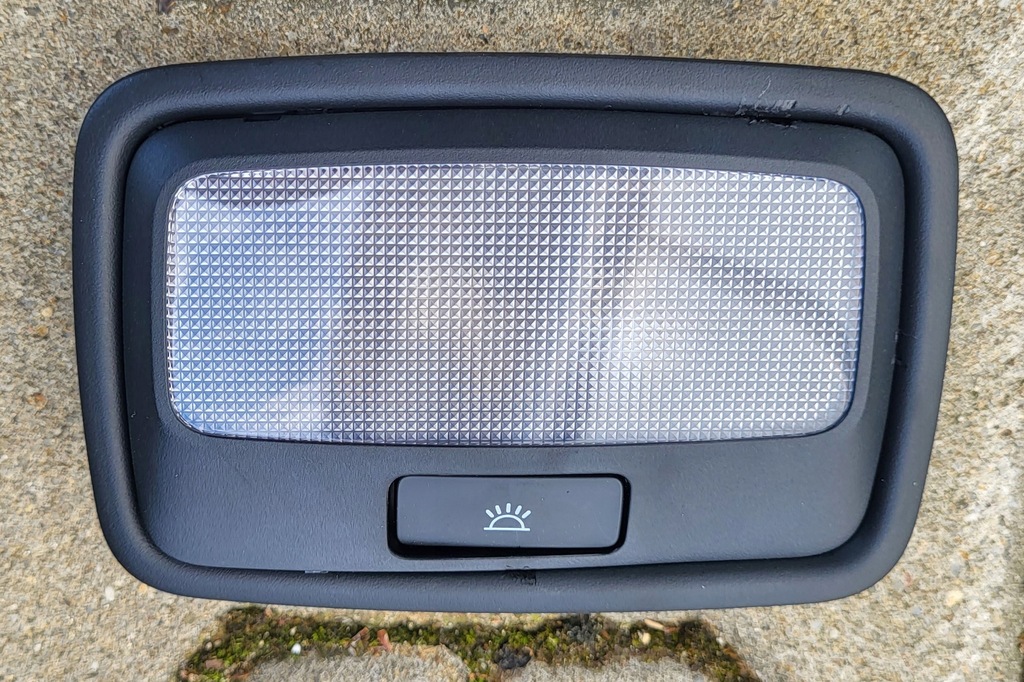 фото №1, Kia stinger gt лампа освещение кабины