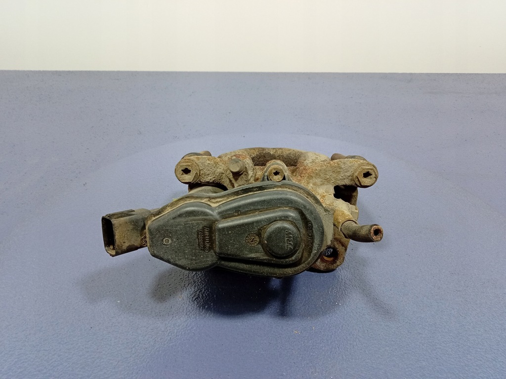 фото №4, Mazda 6 iii gj суппорт задняя правый задний скоба