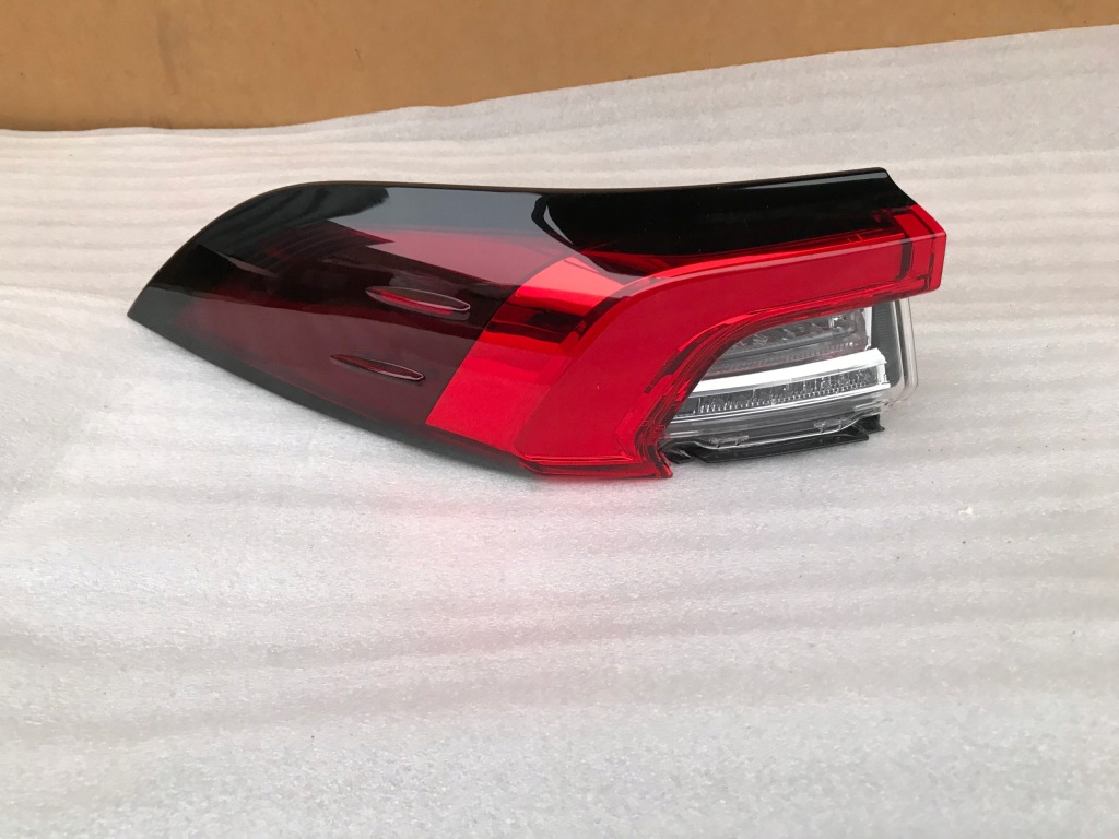 Купить Toyota corolla e21 19- седан фара задняя левая led!