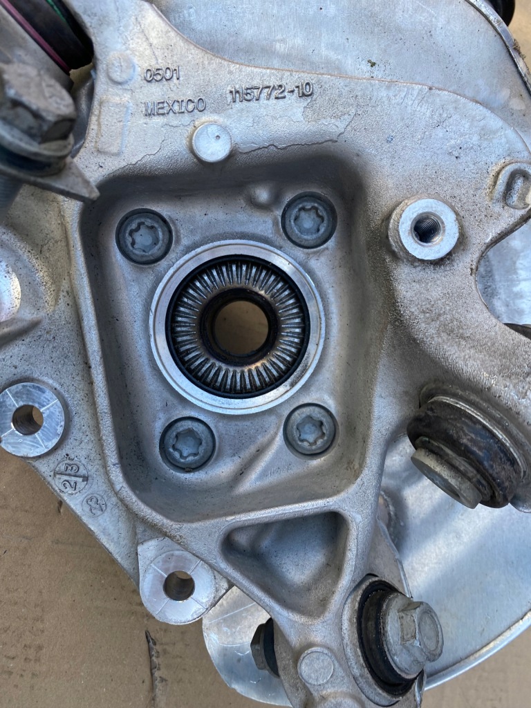 Bmw x3 g01 x4 g02 правый  задняя подвеска поворотный кулак приводной вал 115772 амортизатор 6887152 в Украине