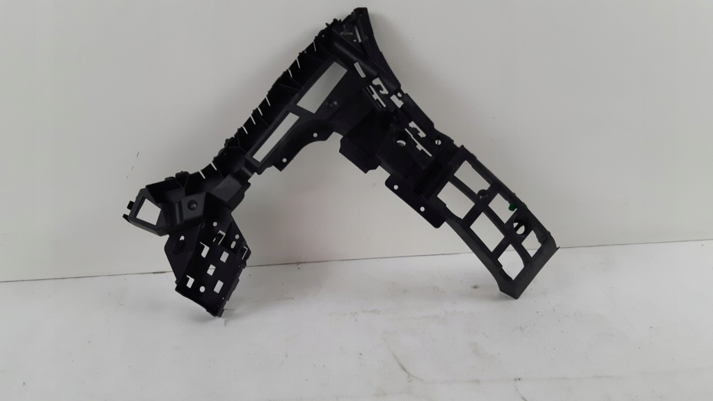 фото №1, Volvo xc90 ii направляющая бампера правый задняя 31407731