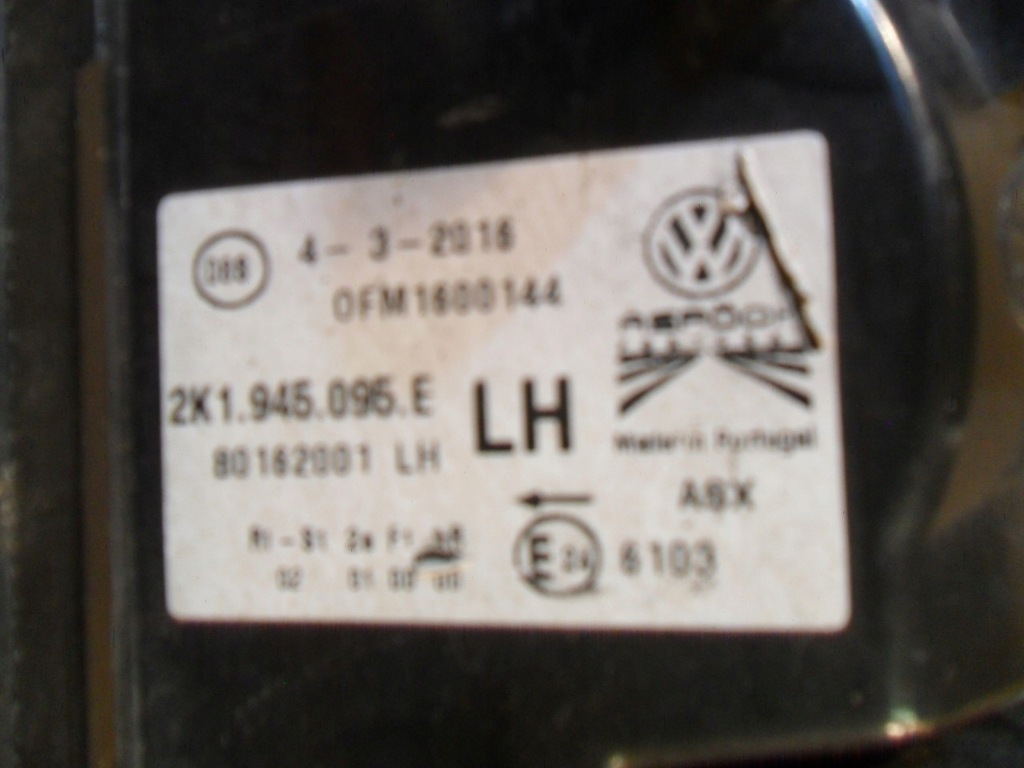 фото №16, Vw caddy iii 2k1.945.096 eu - лампа задня права