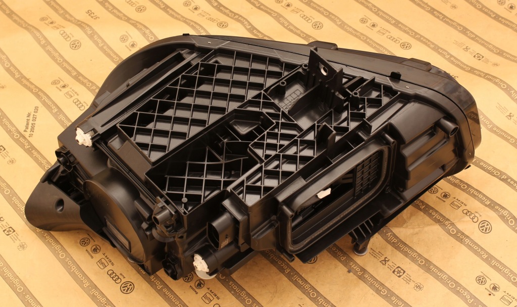 фото №2, Mercedes b-klasa w247 18+ лампа перед full led