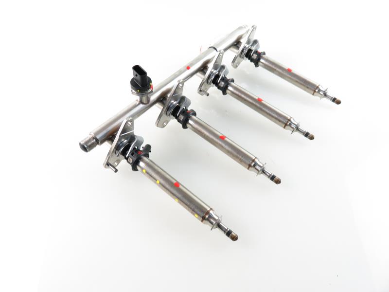 фото №6, Молдинг впрыскная infiniti q30 2.0 0261545116 a2700701400 a2560700187