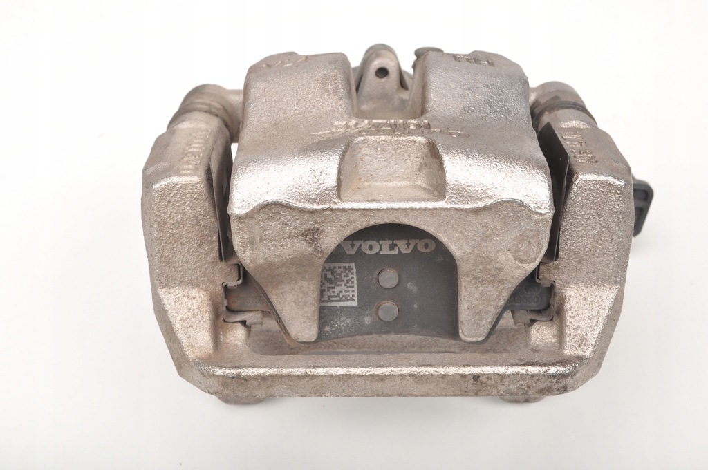 фото №8, Volvo xc40 ii суппорт тормозной правый задняя 31471181