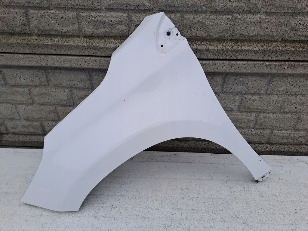 фото №1, Peugeot 2008 14-18 крыло передний левый оригинал