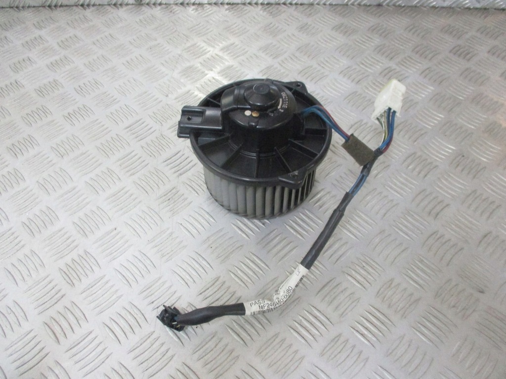 фото №1, Вентилятор обдув toyota yaris i 194000-0821