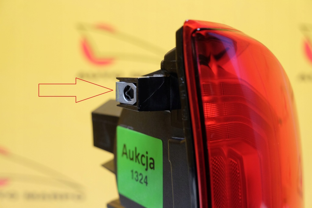 фото №5, Toyota tacoma 2016- лампа задняя r usa