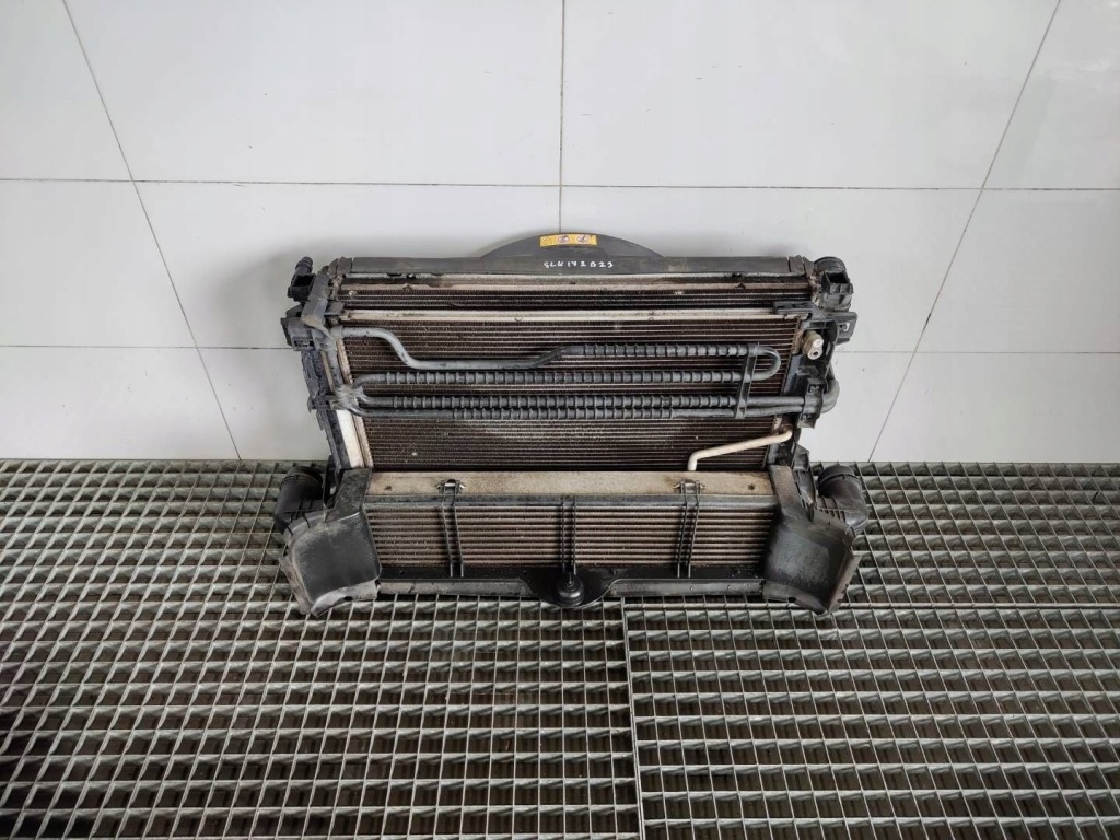 фото №1, Радіатор радіатор комплект вентилятор mercedes slk r172 2.2 cdi w172