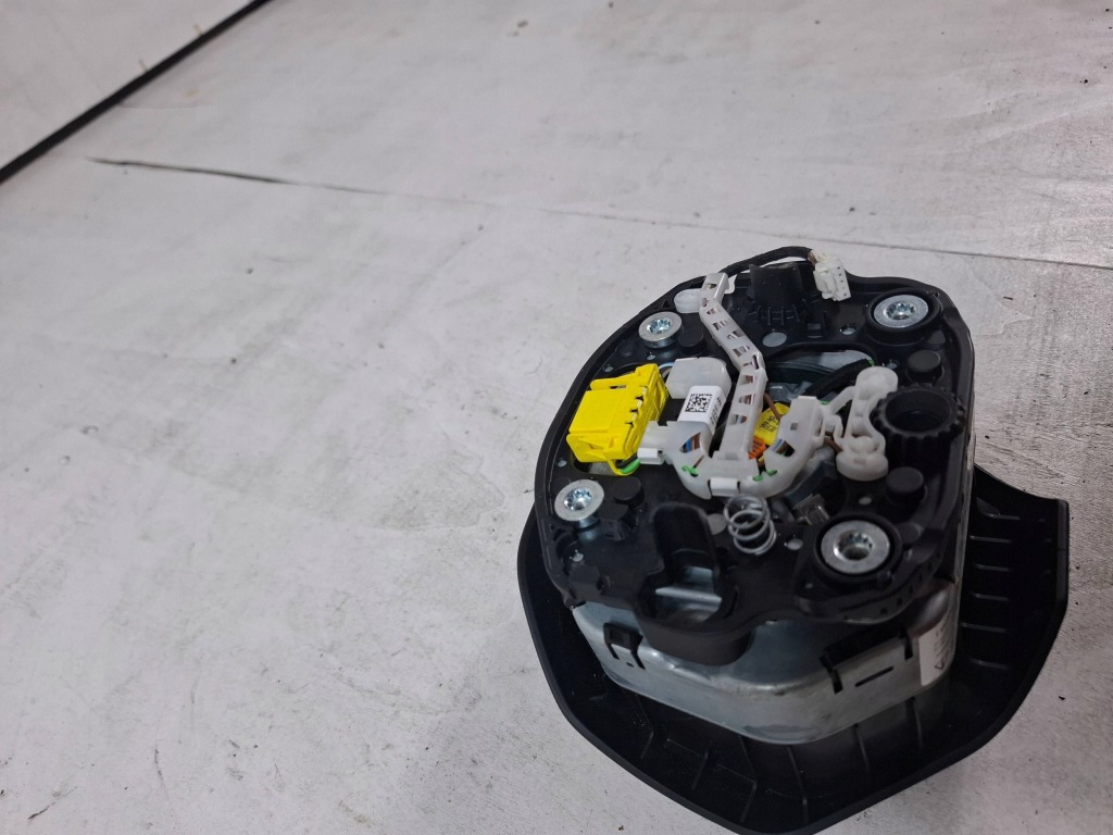 фото №7, Подушка воздушная подушка безопасности руля vw passat b8 3g0880201g