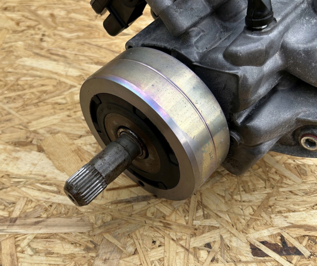 фото №12, Розподільник редуктор коробки porsche macan turbo 95b 95b341010 95b927755b