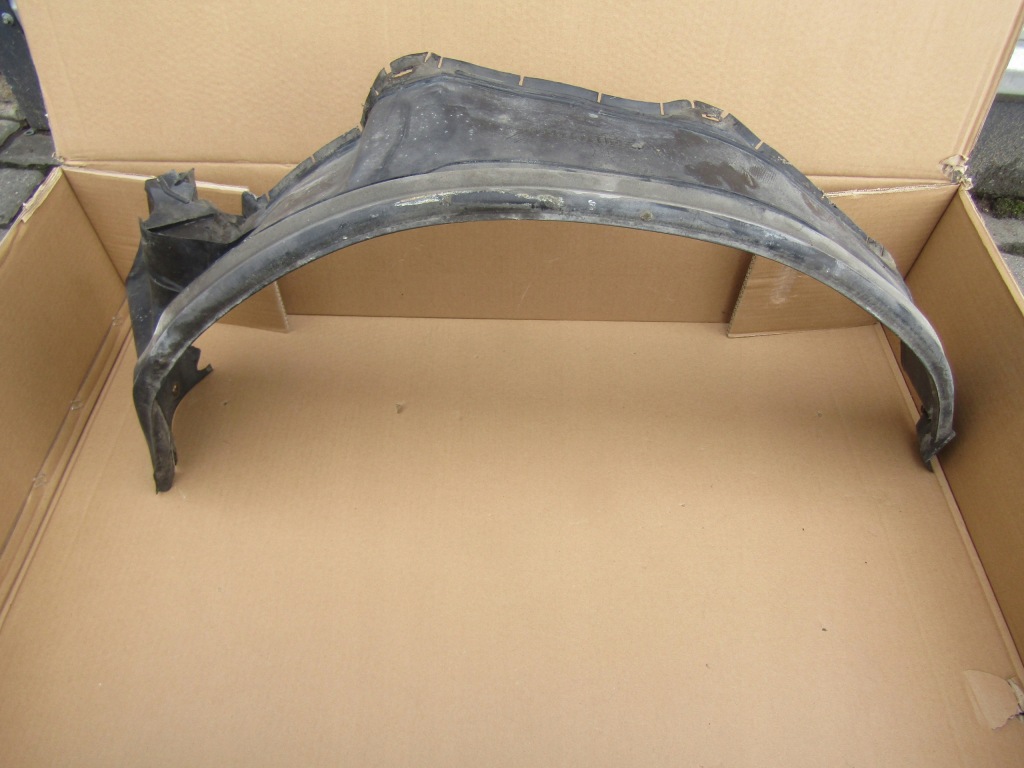 Купить 1 mercedes w201 190 подкрылок правое передние оригинальные + прокладка