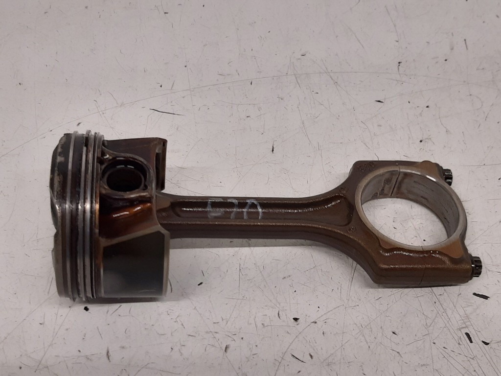 фото №1, Поршень шатун bmw f20