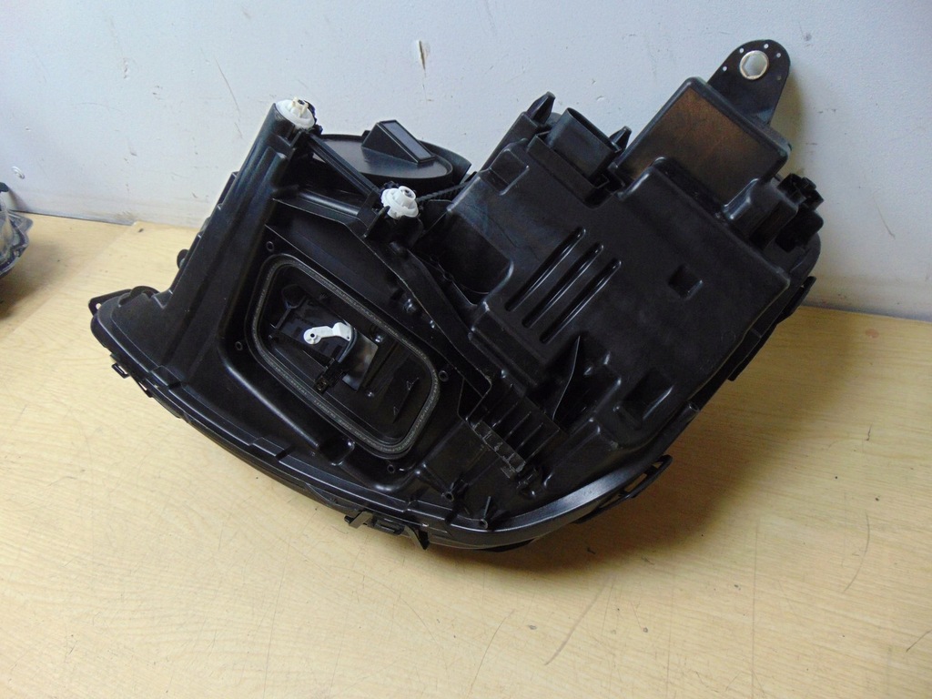 фото №13, Mercedes w213 full led лампа правая a2139069209