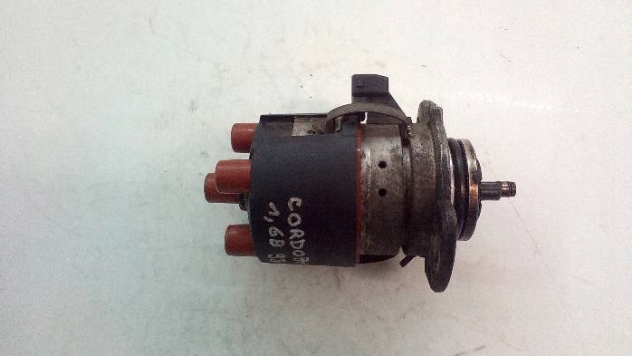 фото №7, Аппарат зажигание seat cordoba i 1,6b 030905205ab