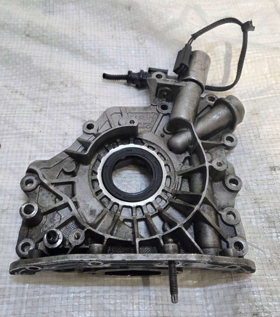 Купити Opel crossland 1.5 bluehdi клапан насоса оливи 9823740280