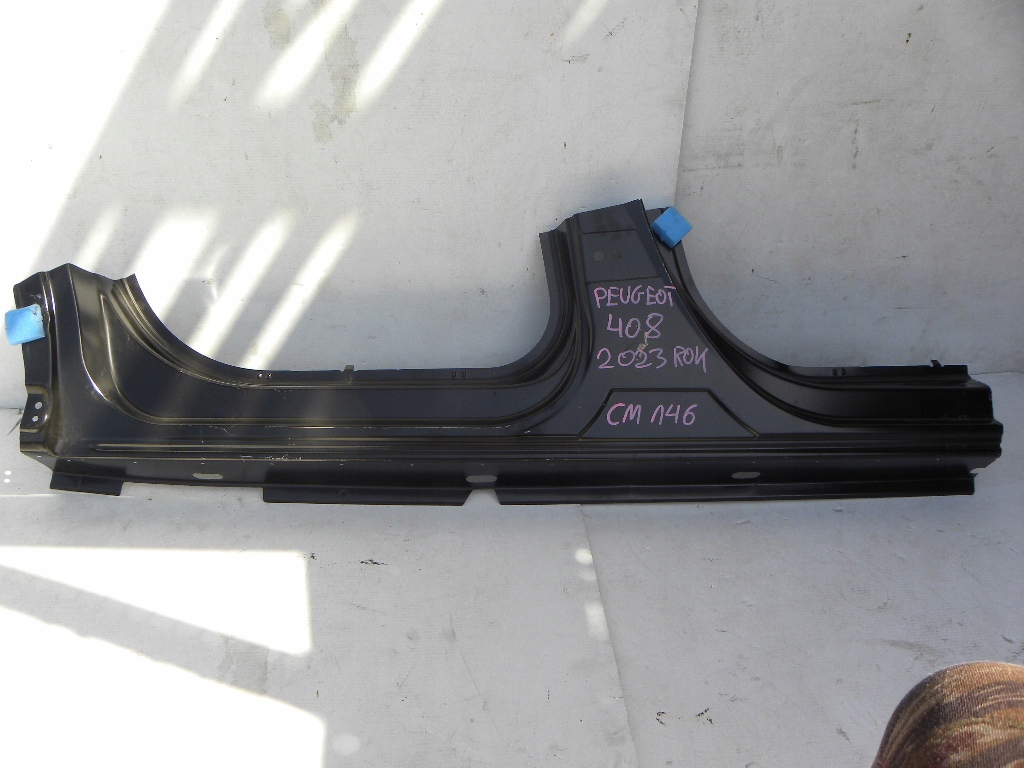 фото №1, Peugeot 408 порог правая сторона 146 cm