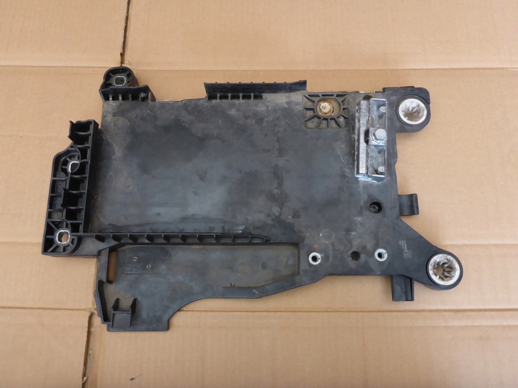 фото №1, Основа кронштейн акумулятор bmw f45 218d