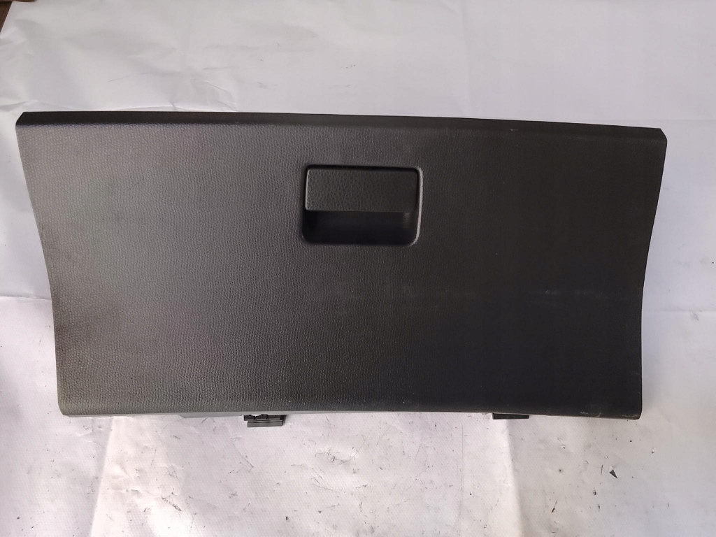 Купити Бардачок пасажира suzuki swift iv