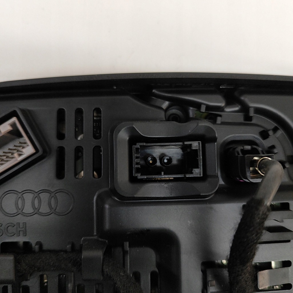 Audi e-tron 2019 лічильник / спідометр Недорого