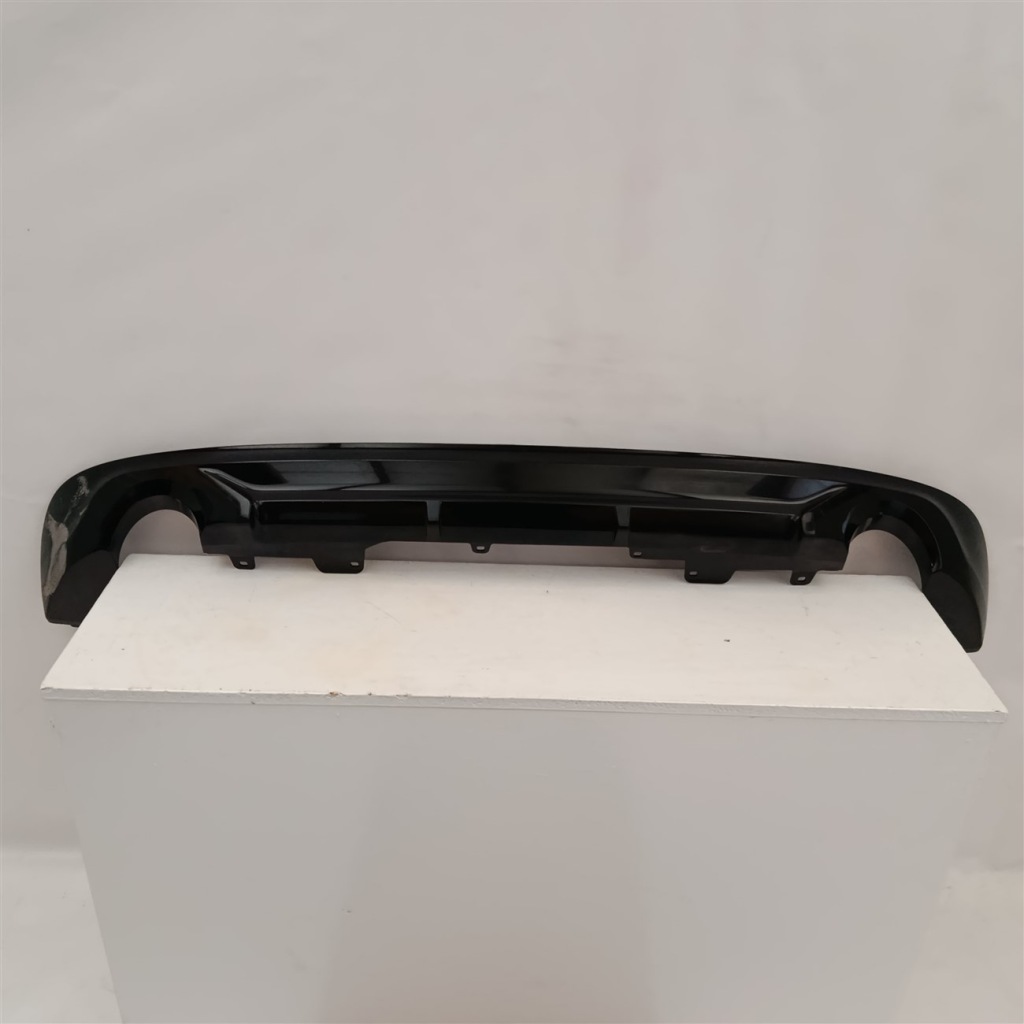 Купити Накладка бампер задній bmw f44 sport line 51127495154