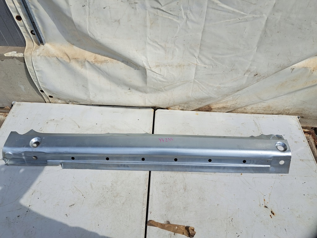 фото №1, Mercedes c w202 klasa алюминий порог 3030104 порог