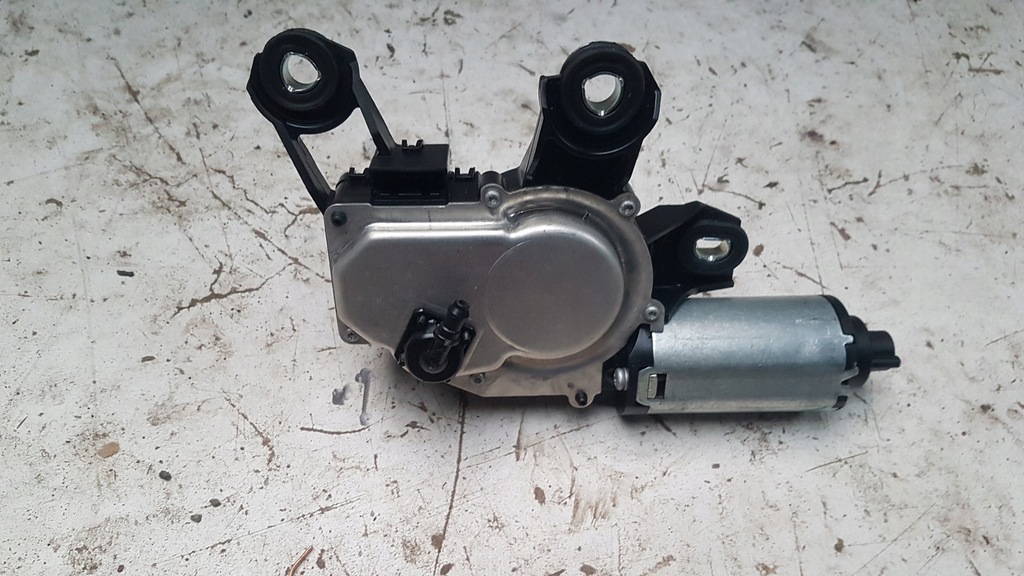 фото №6, Замок моторчик дворники крышки задняя audi q5 8r