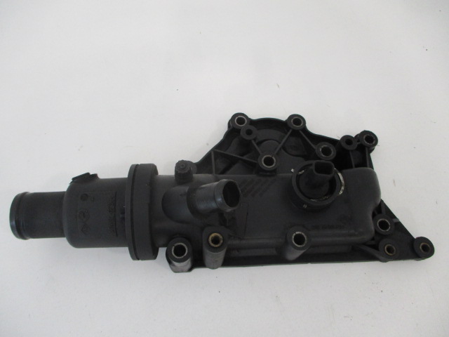 фото №8, Renault megane i 1.4 корпус термостата 426avp894b