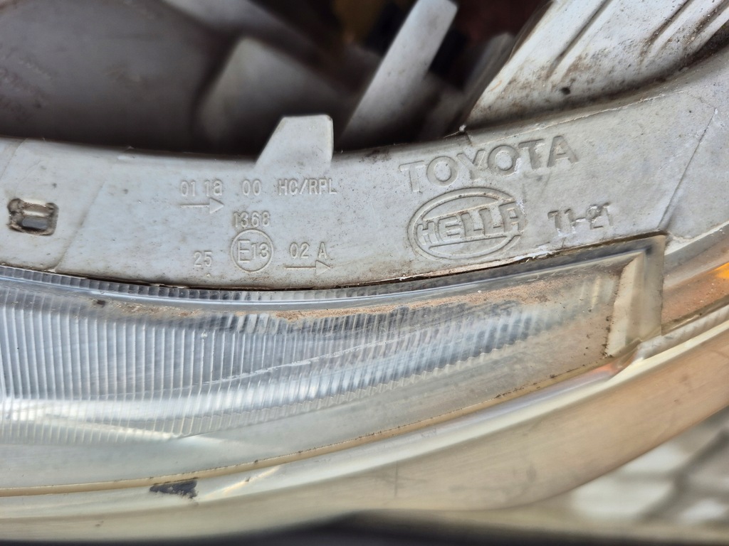 фото №10, Лампа передняя левая фара перед toyota hilux vii 05-08
