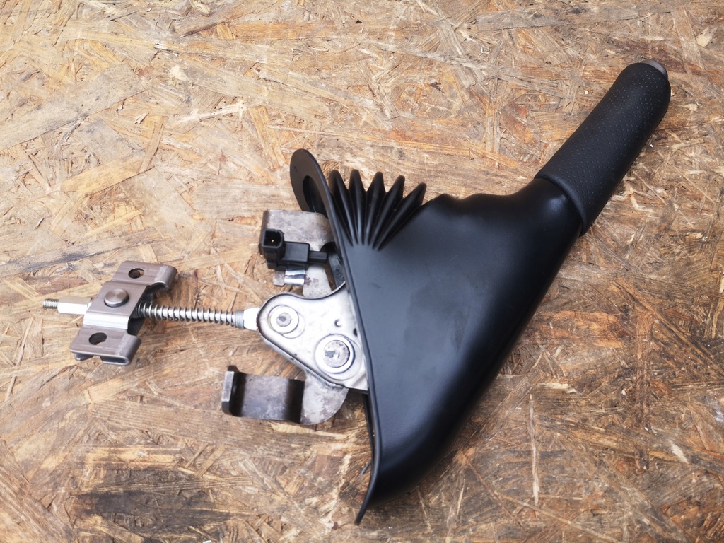 фото №1, Fiat 500 рычаг тормоза ручного 595